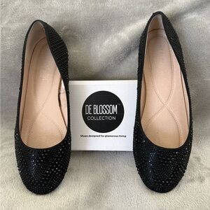 De Blossom Collection Black Rhinestone Flats